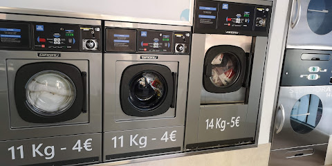 Lavandería Autoservicio De Burbujas - Alicante