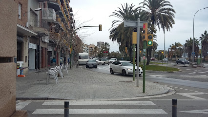 Lavandería Autoservicio LAVAXPRES - Mataró